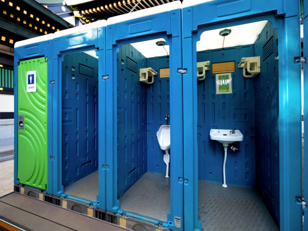 Best Portable restroom trailer rental  in Blackwell, OK